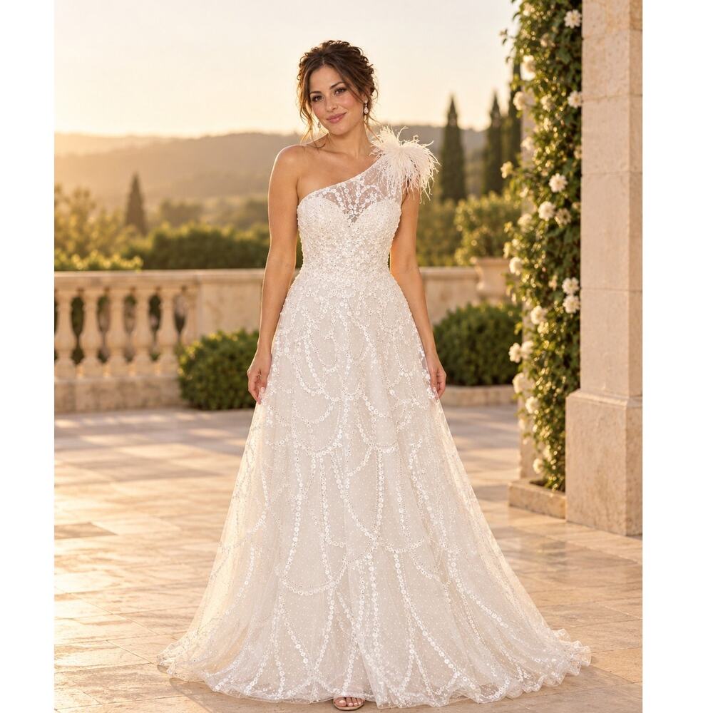 Mac Duggal 20389 Ivory Beaded Feather One Shoulder Bridal Gown NWT Size 4